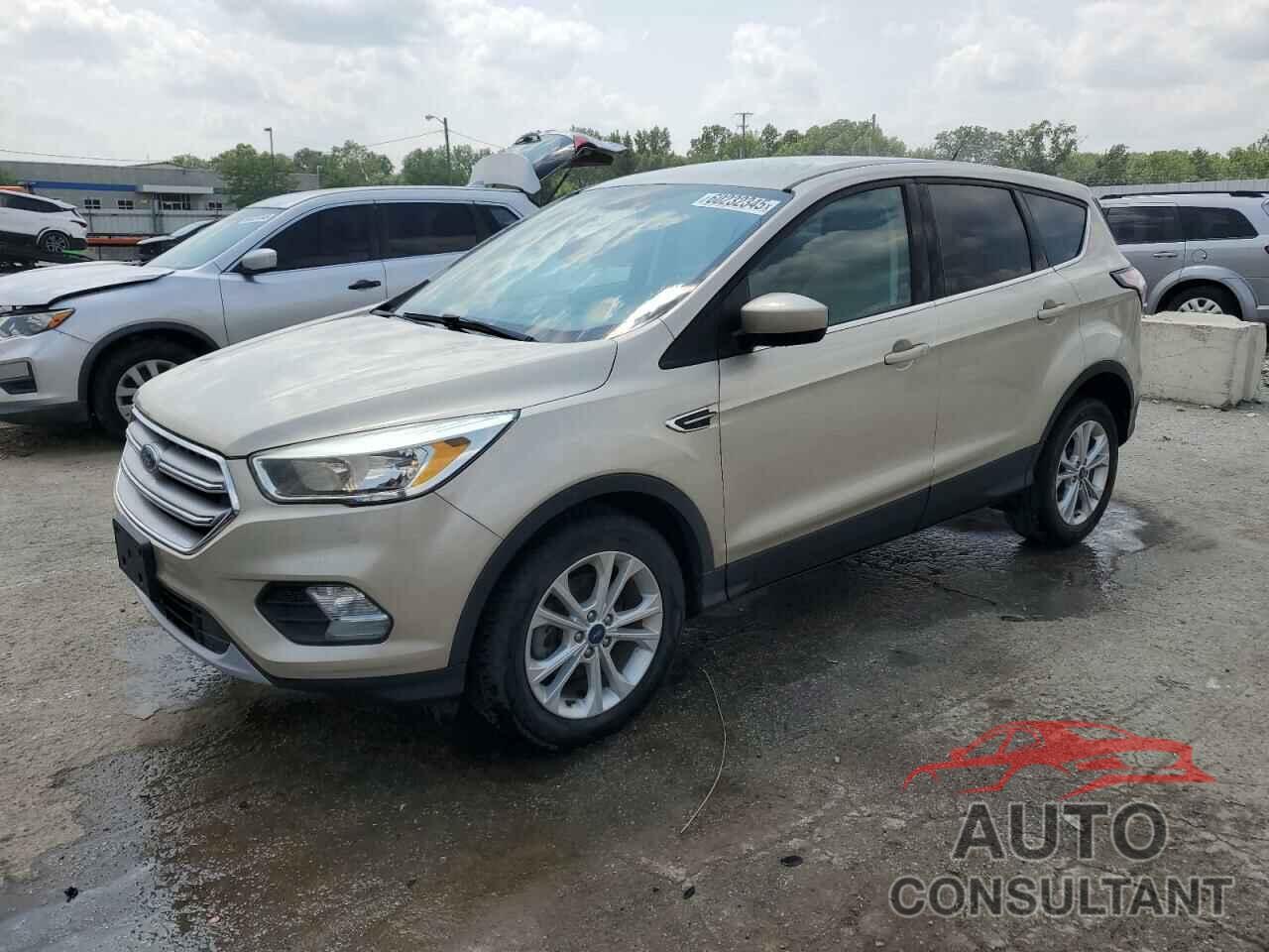FORD ESCAPE 2017 - 1FMCU0GD6HUA53506