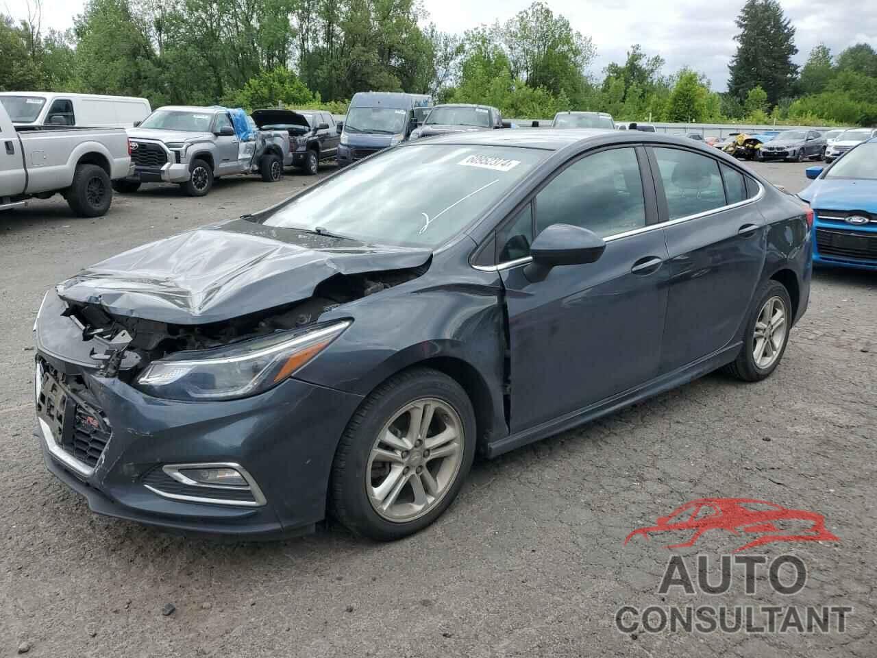 CHEVROLET CRUZE 2018 - 1G1BE5SM8J7215974