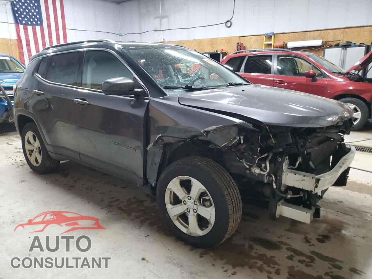 JEEP COMPASS 2018 - 3C4NJDBB3JT400146