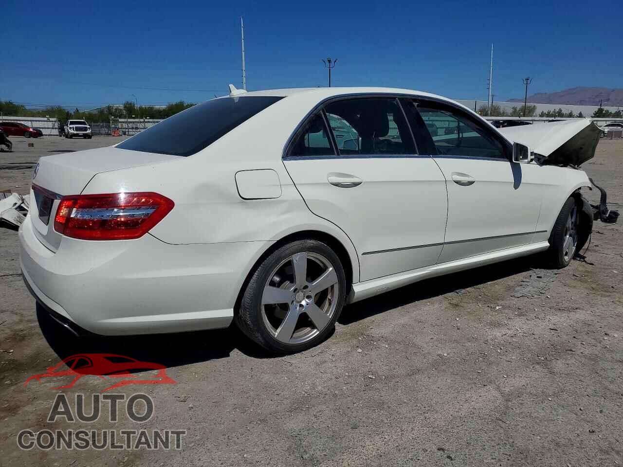 MERCEDES-BENZ E-CLASS 2011 - WDDHF5GB7BA331893
