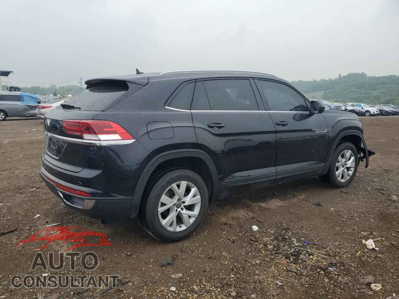VOLKSWAGEN ATLAS 2021 - 1V2AC2CA8MC241237