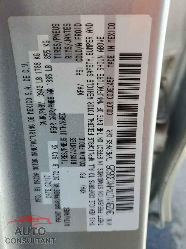 MAZDA 3 2017 - 3MZBN1U74HM133826