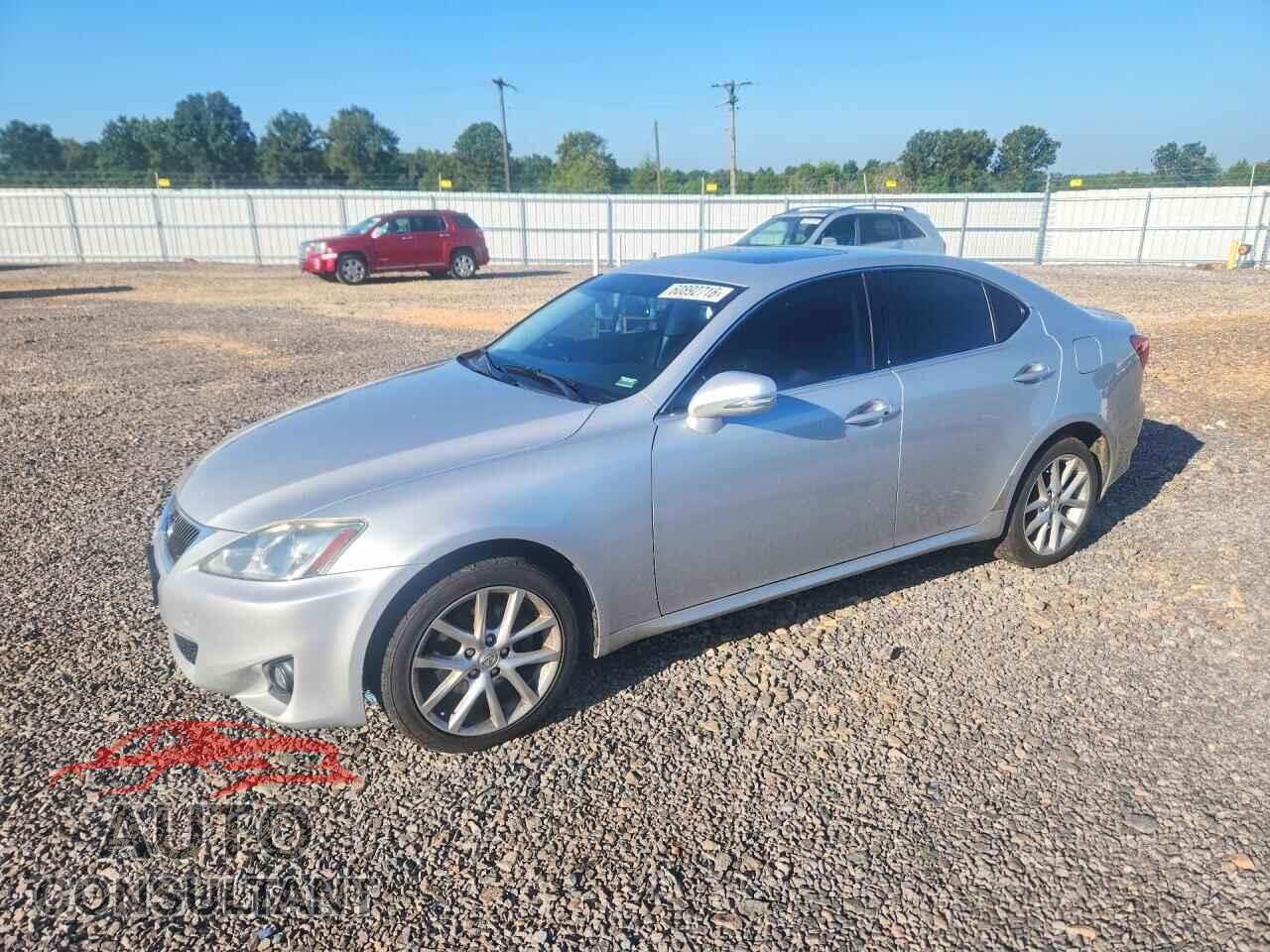 LEXUS IS 2012 - JTHCF5C23C2035743