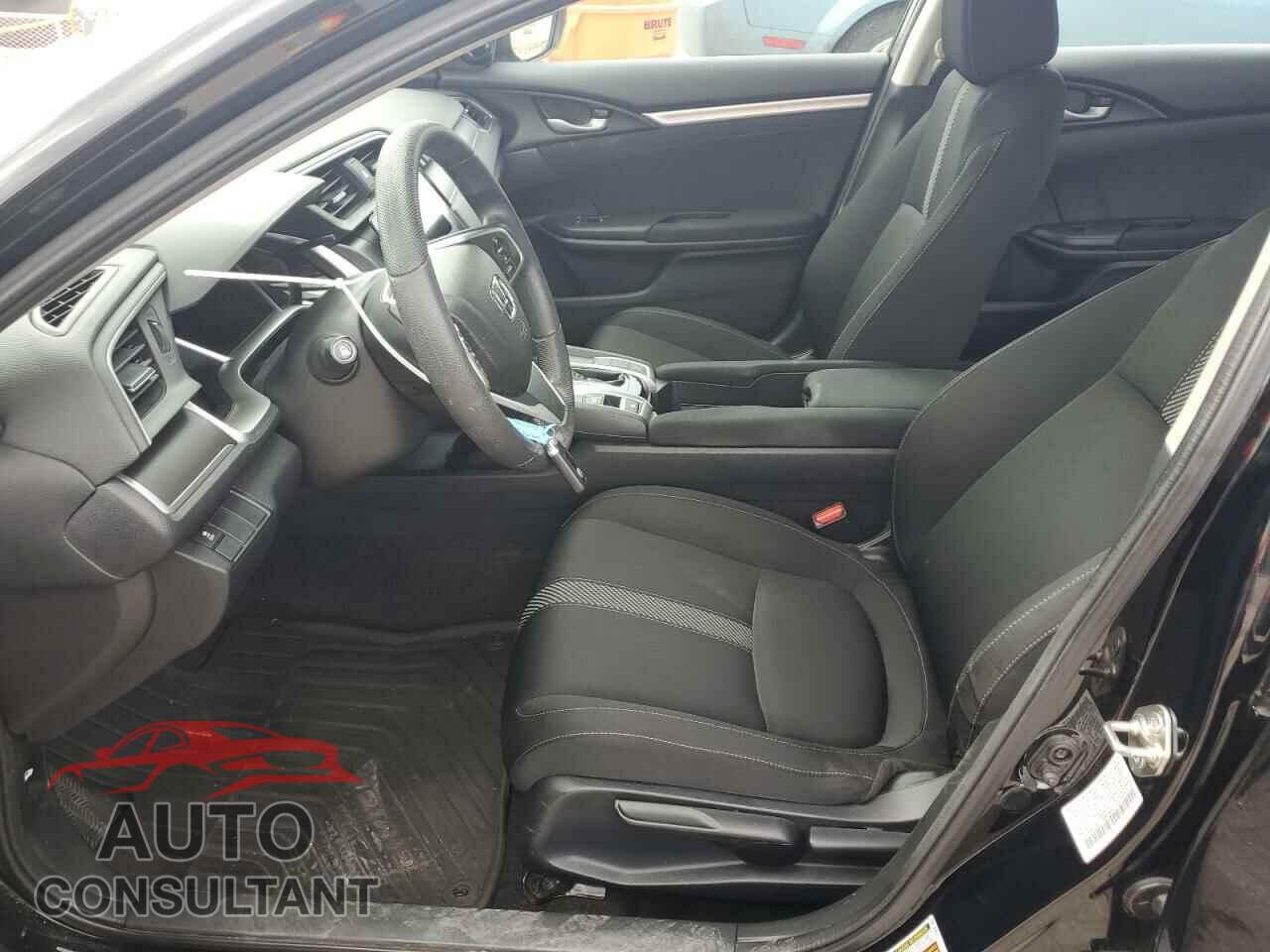 HONDA CIVIC 2018 - 19XFC2F77JE032504