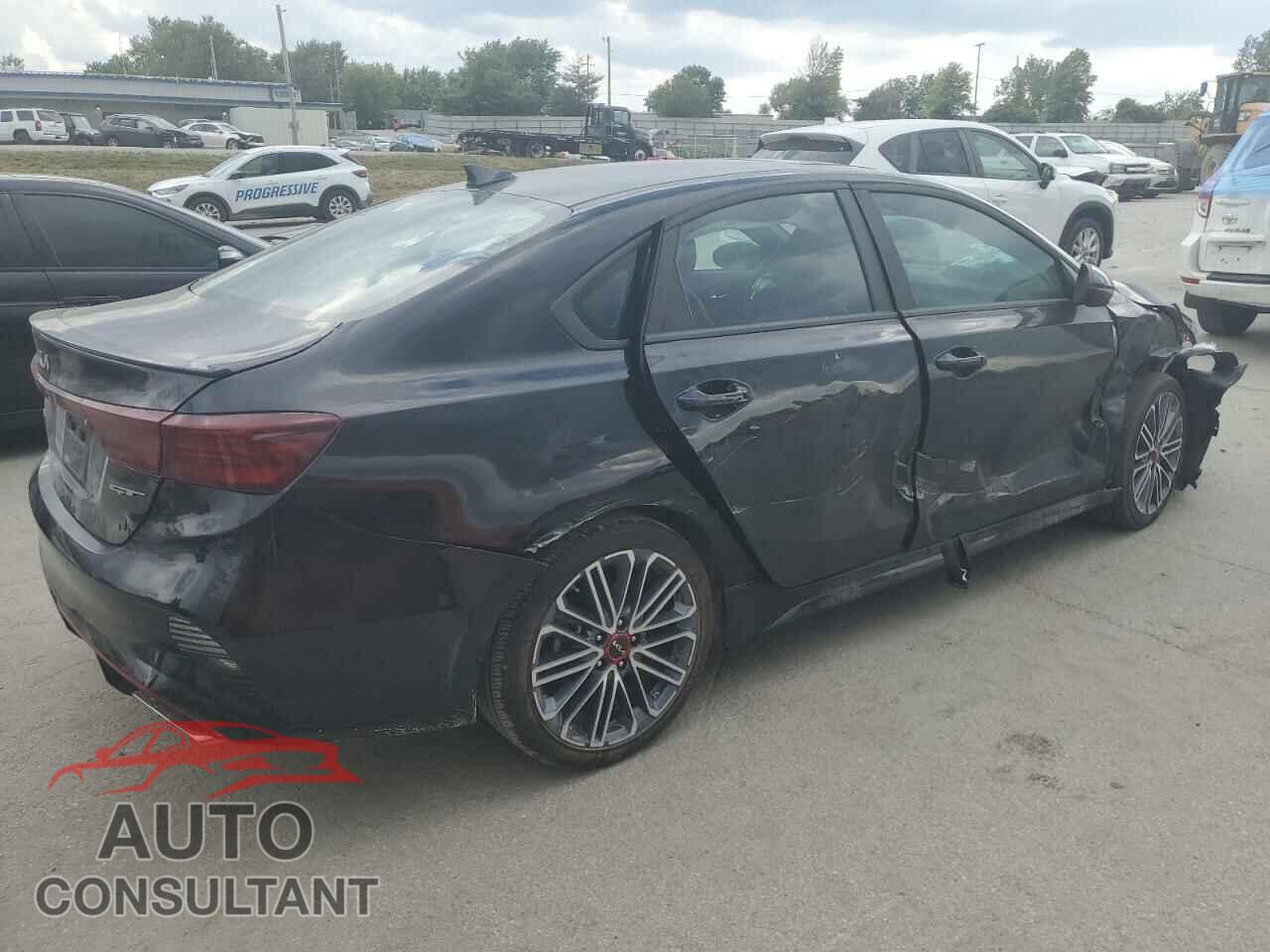 KIA FORTE 2023 - 3KPF44AC5PE684012