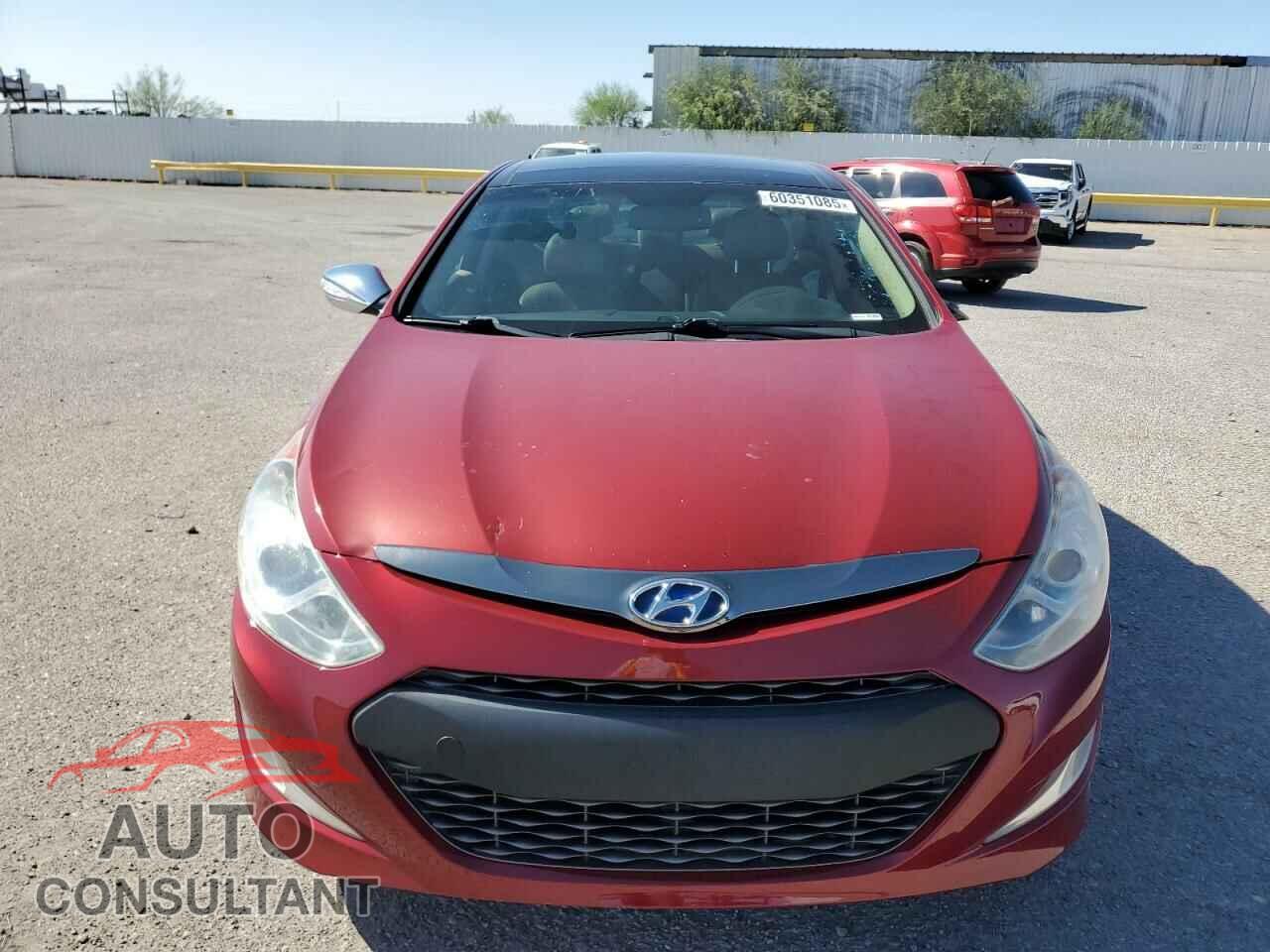 HYUNDAI SONATA 2015 - KMHEC4A40FA129148