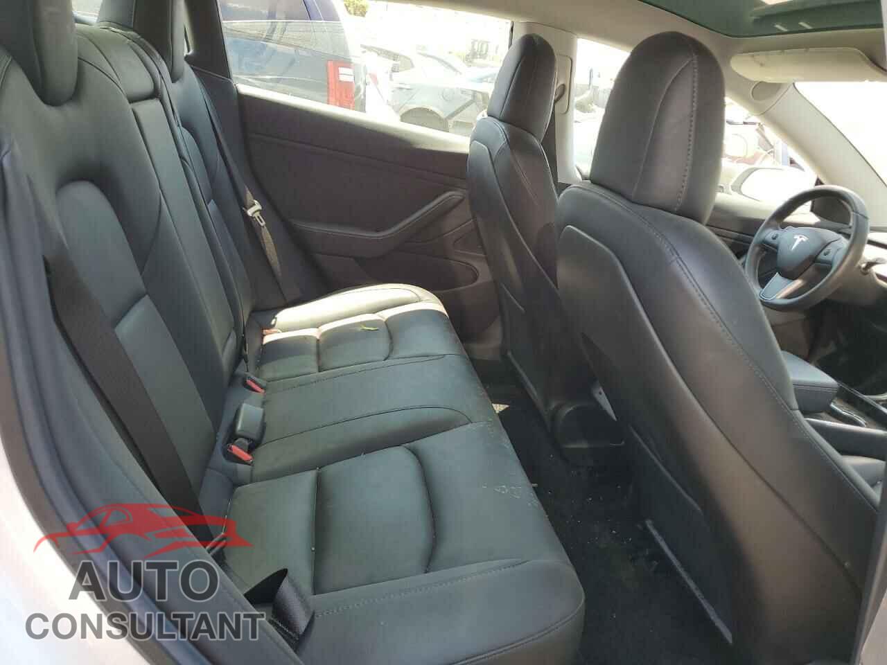 TESLA MODEL 3 2019 - 5YJ3E1EA1KF434504