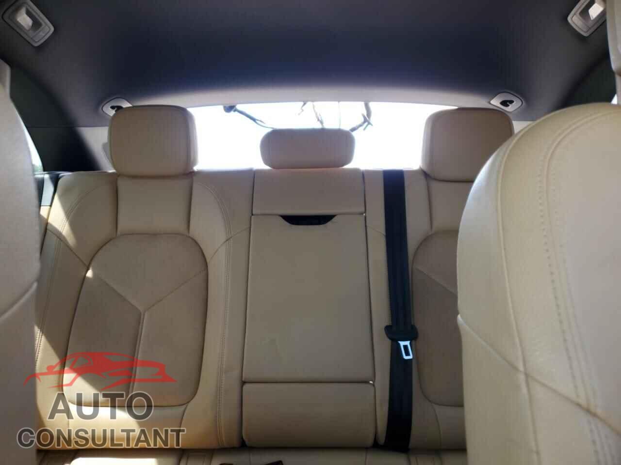 PORSCHE MACAN 2018 - WP1AA2A54JLB01712