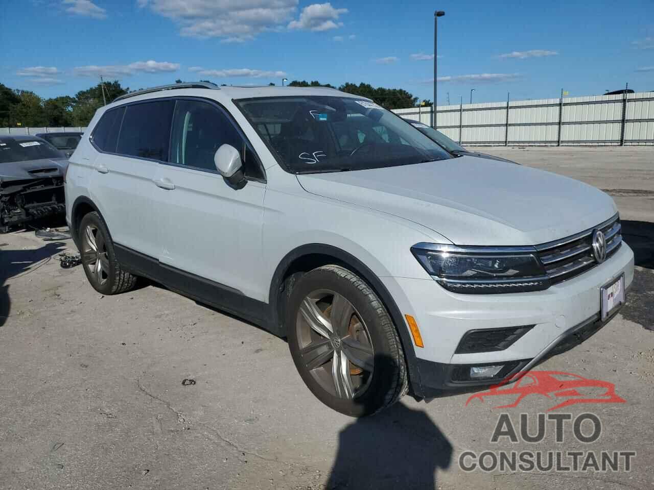 VOLKSWAGEN TIGUAN 2018 - 3VV4B7AXXJM154019