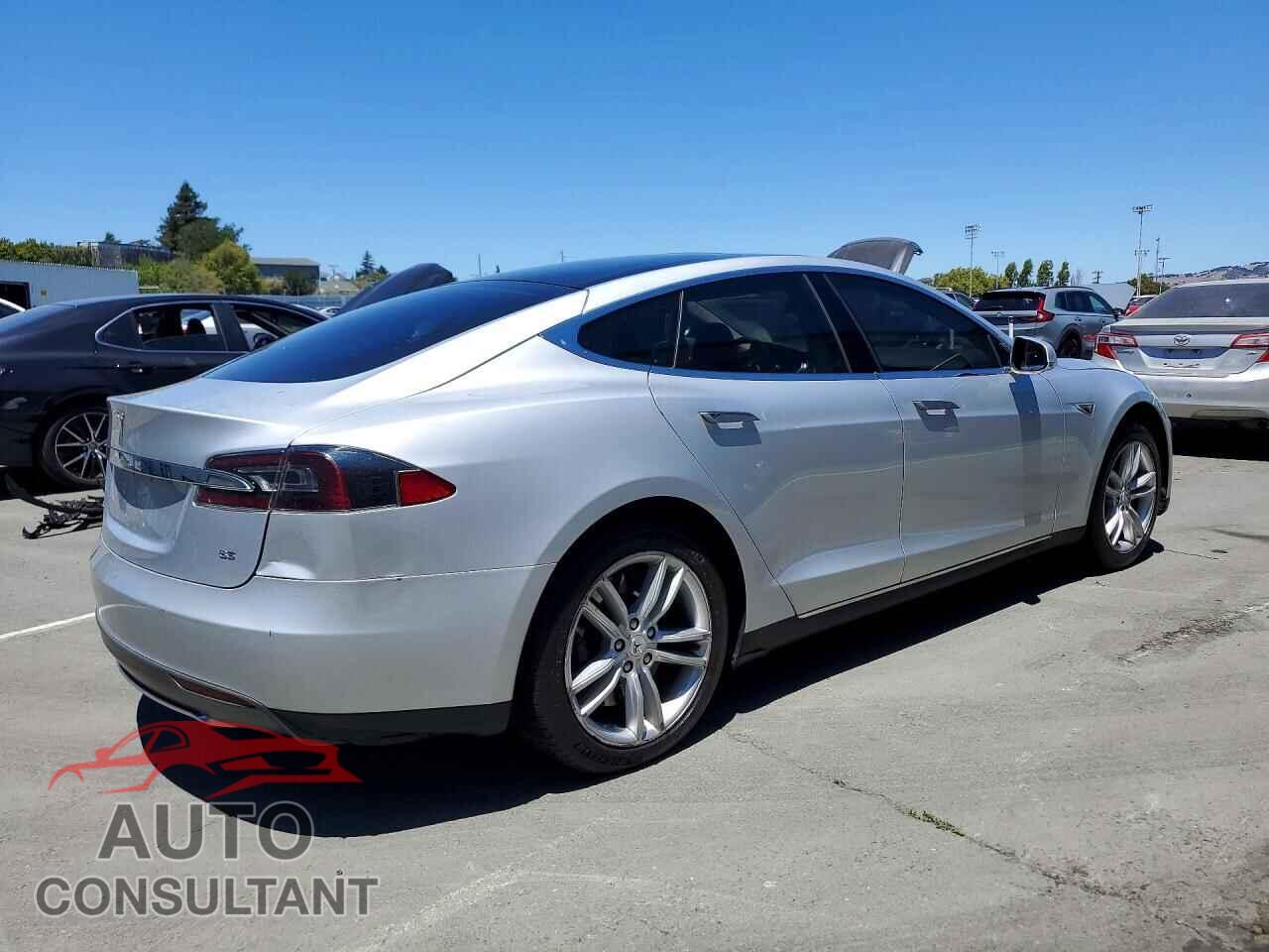 TESLA MODEL S 2013 - 5YJSA1CN3DFP13548