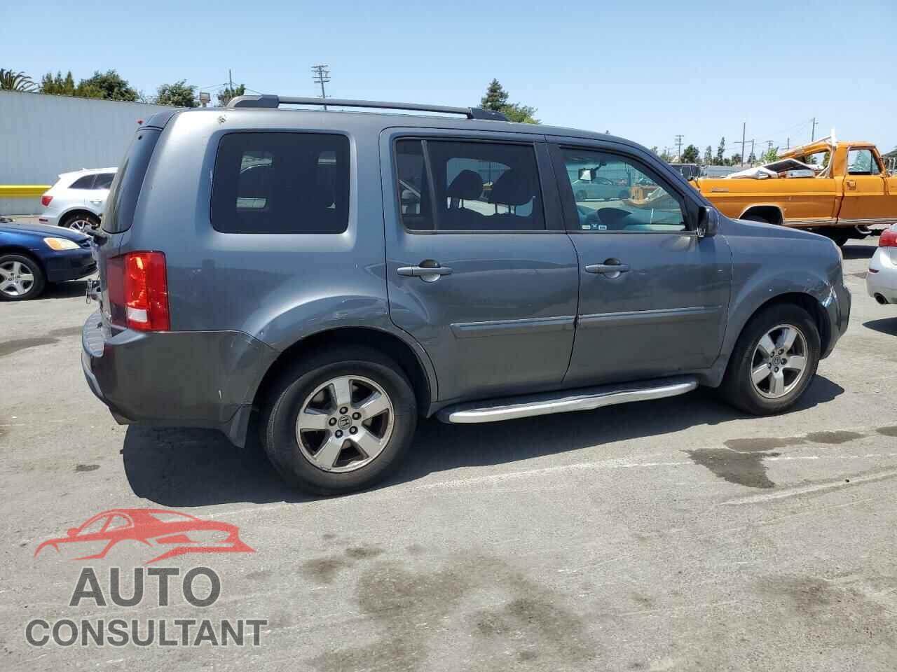 HONDA PILOT 2011 - 5FNYF4H4XBB034399