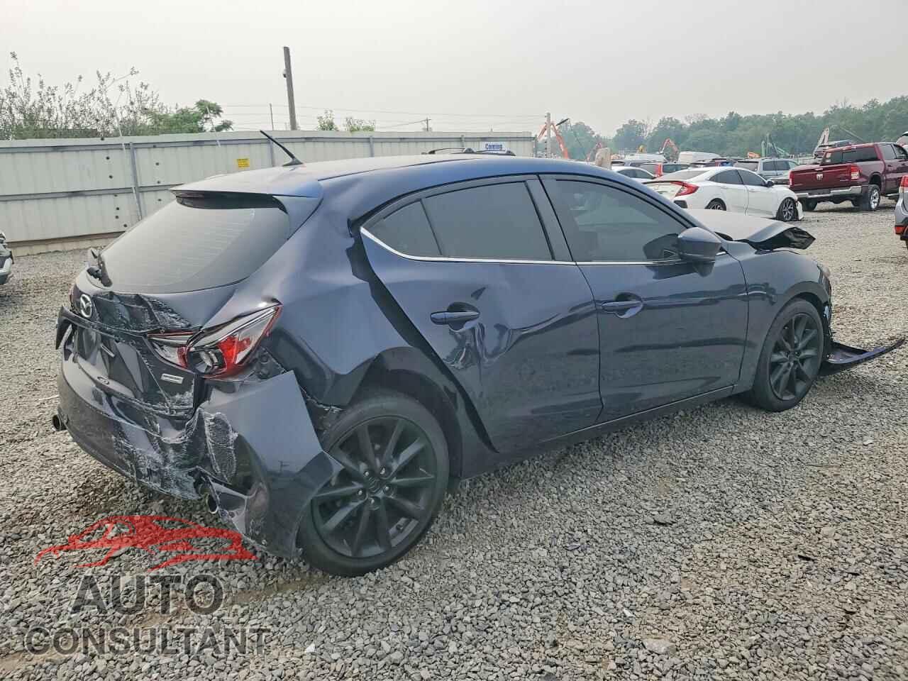 MAZDA 3 2017 - 3MZBN1L31HM143566