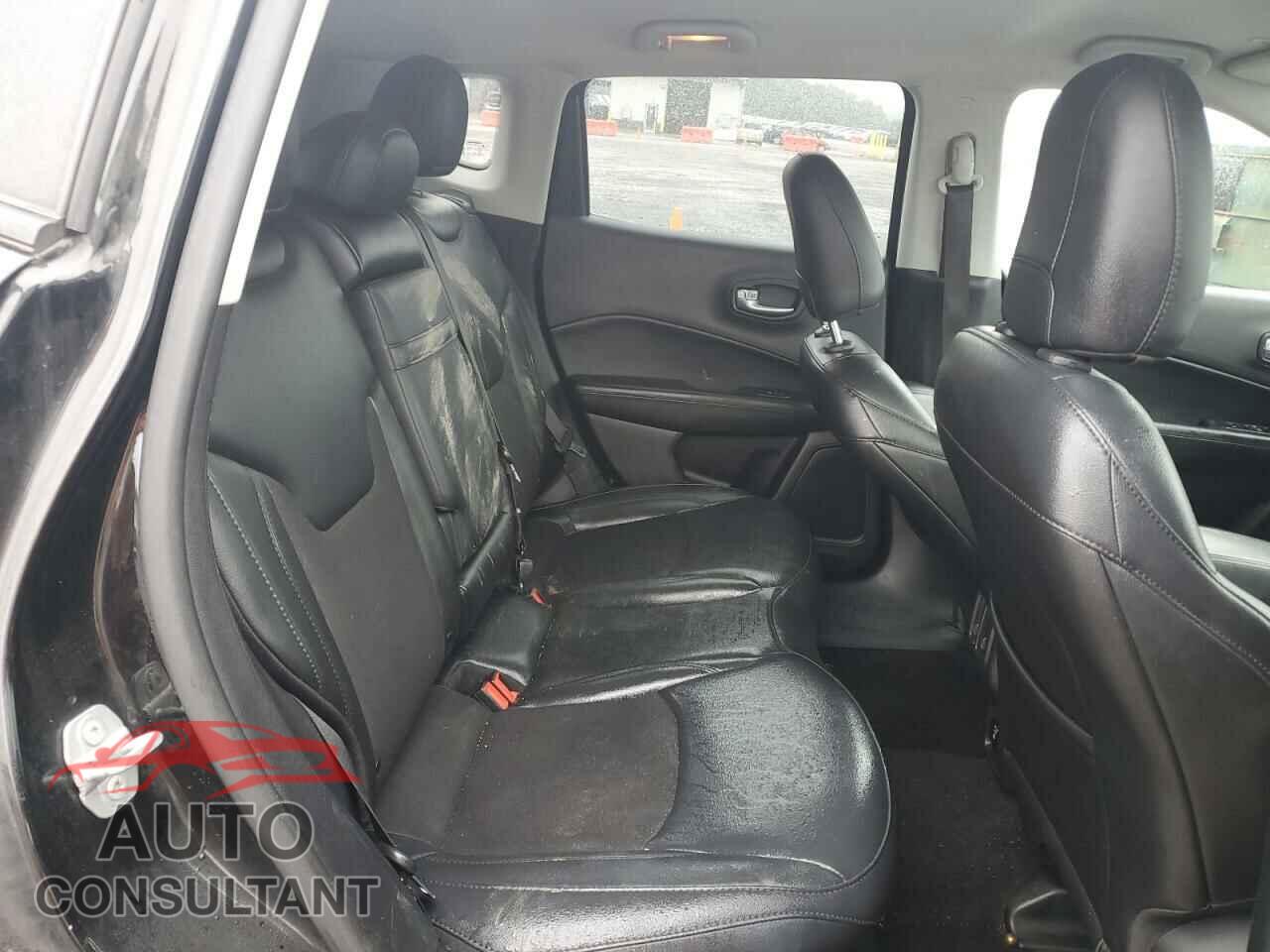 JEEP COMPASS 2019 - 3C4NJDBB0KT696230