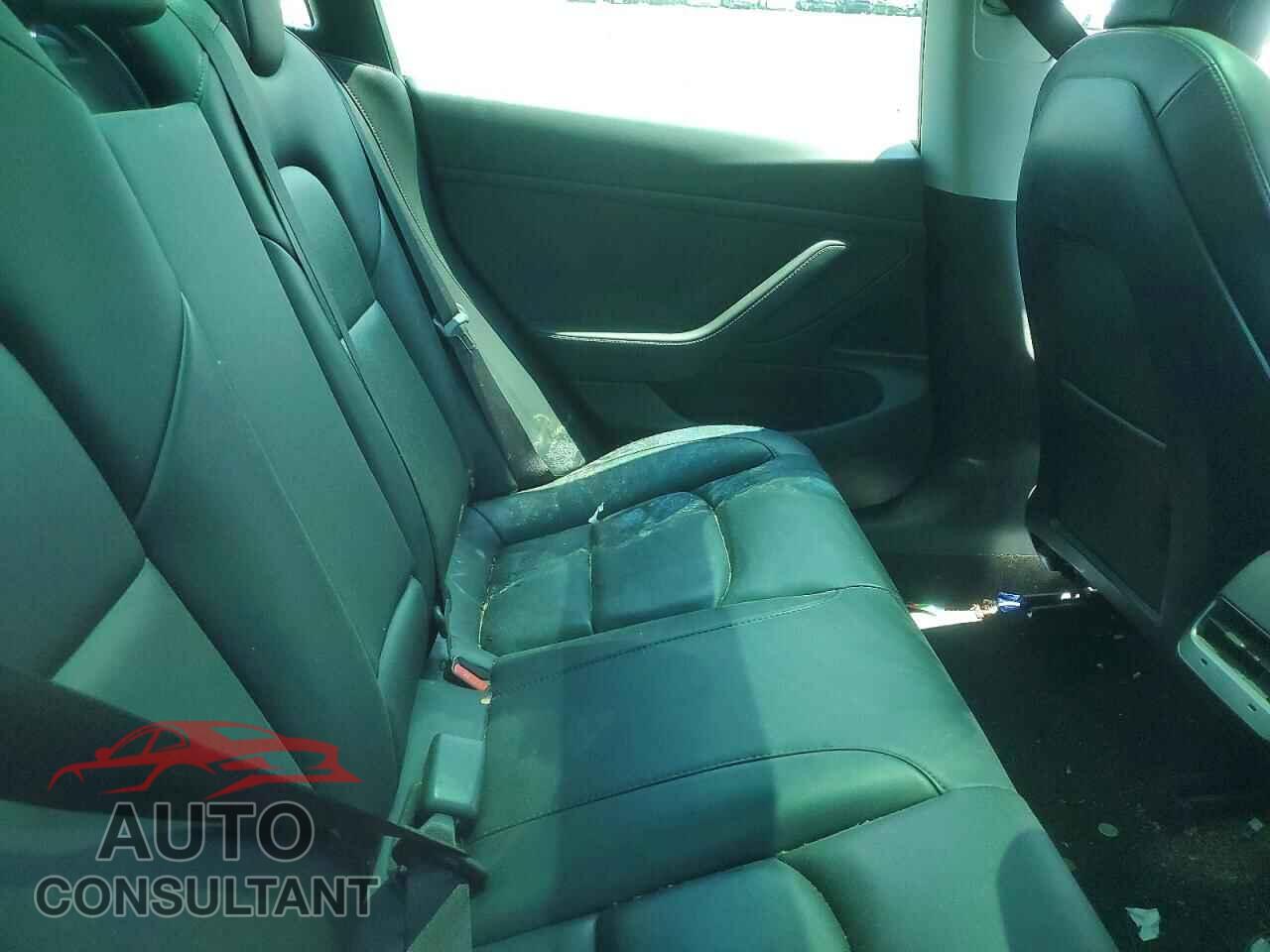 TESLA MODEL 3 2021 - 5YJ3E1EA2MF856560