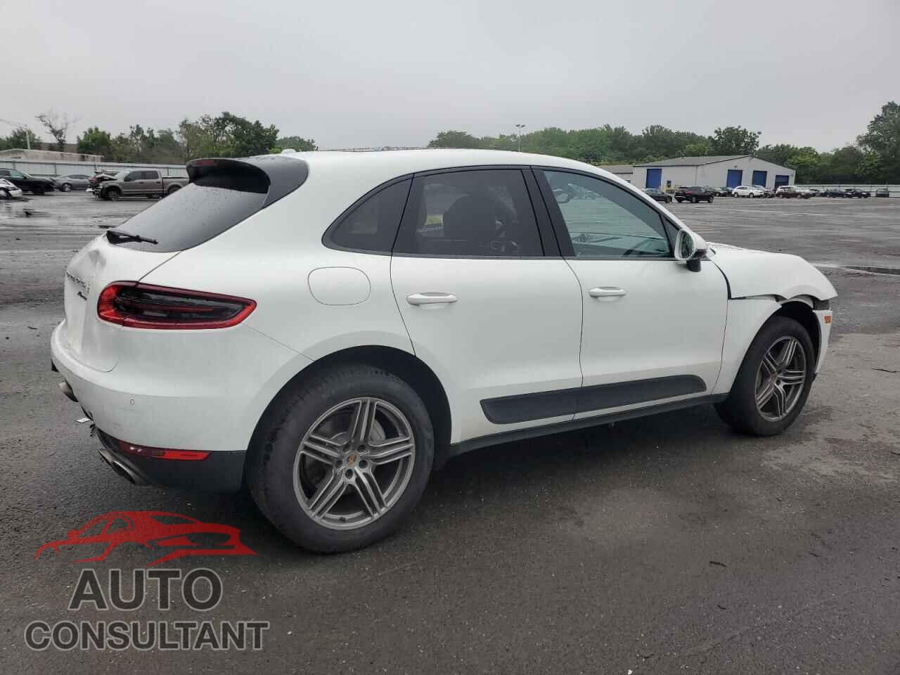 PORSCHE MACAN 2016 - WP1AB2A52GLB47450