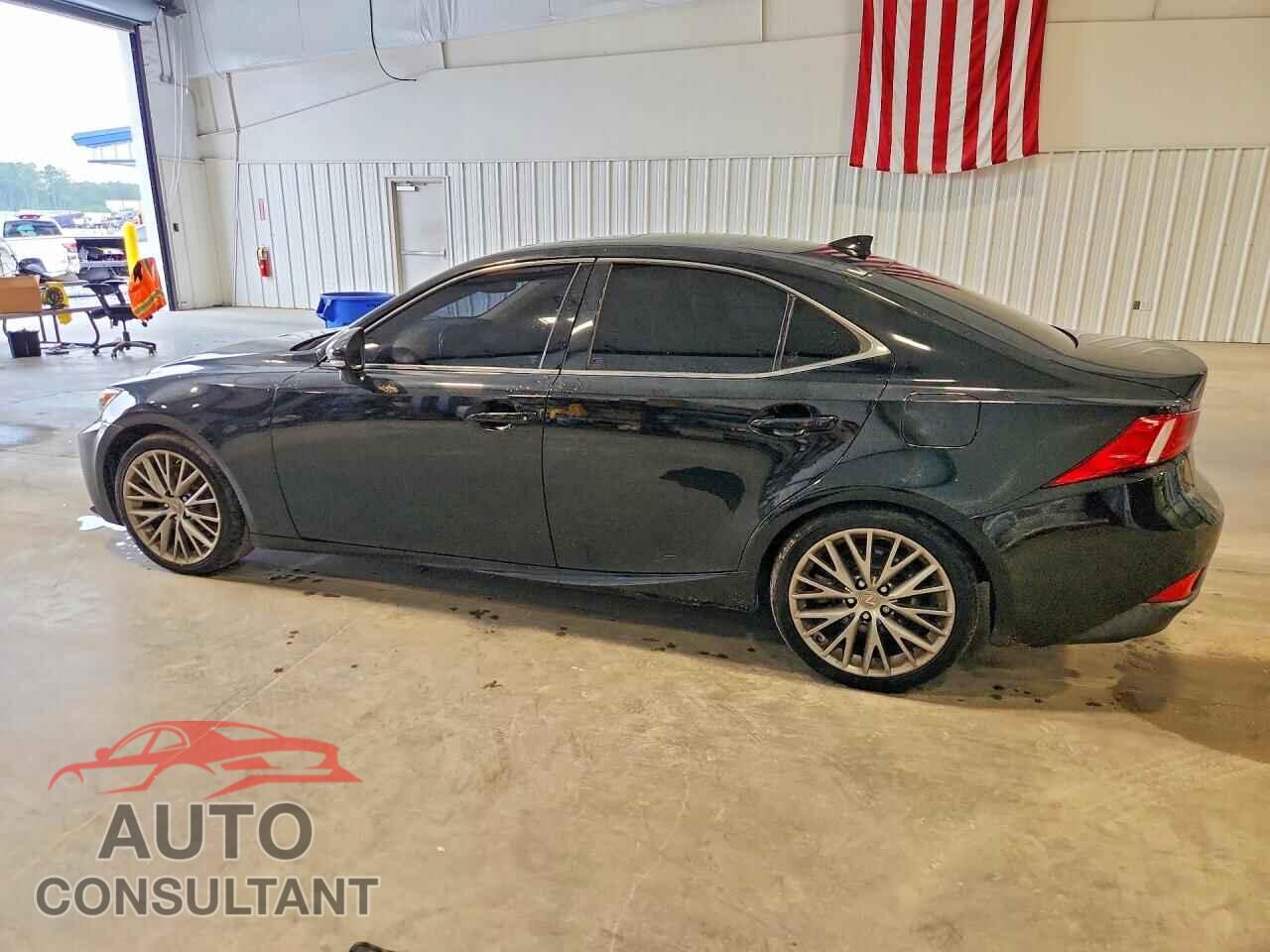 LEXUS IS 2016 - JTHBA1D21G5021944