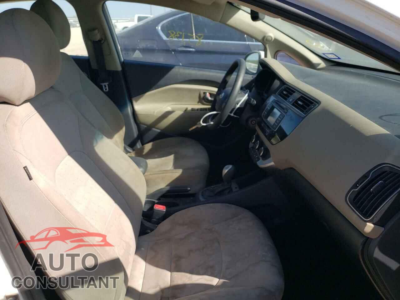 KIA RIO 2017 - KNADN4A35H6038574