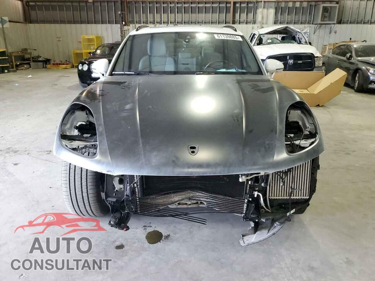 PORSCHE MACAN 2022 - WP1AG2A55NLB23934