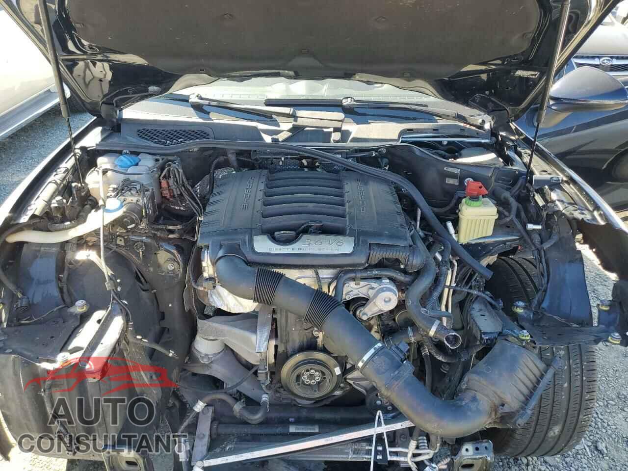 PORSCHE CAYENNE 2018 - WP1AA2A23JKA06778