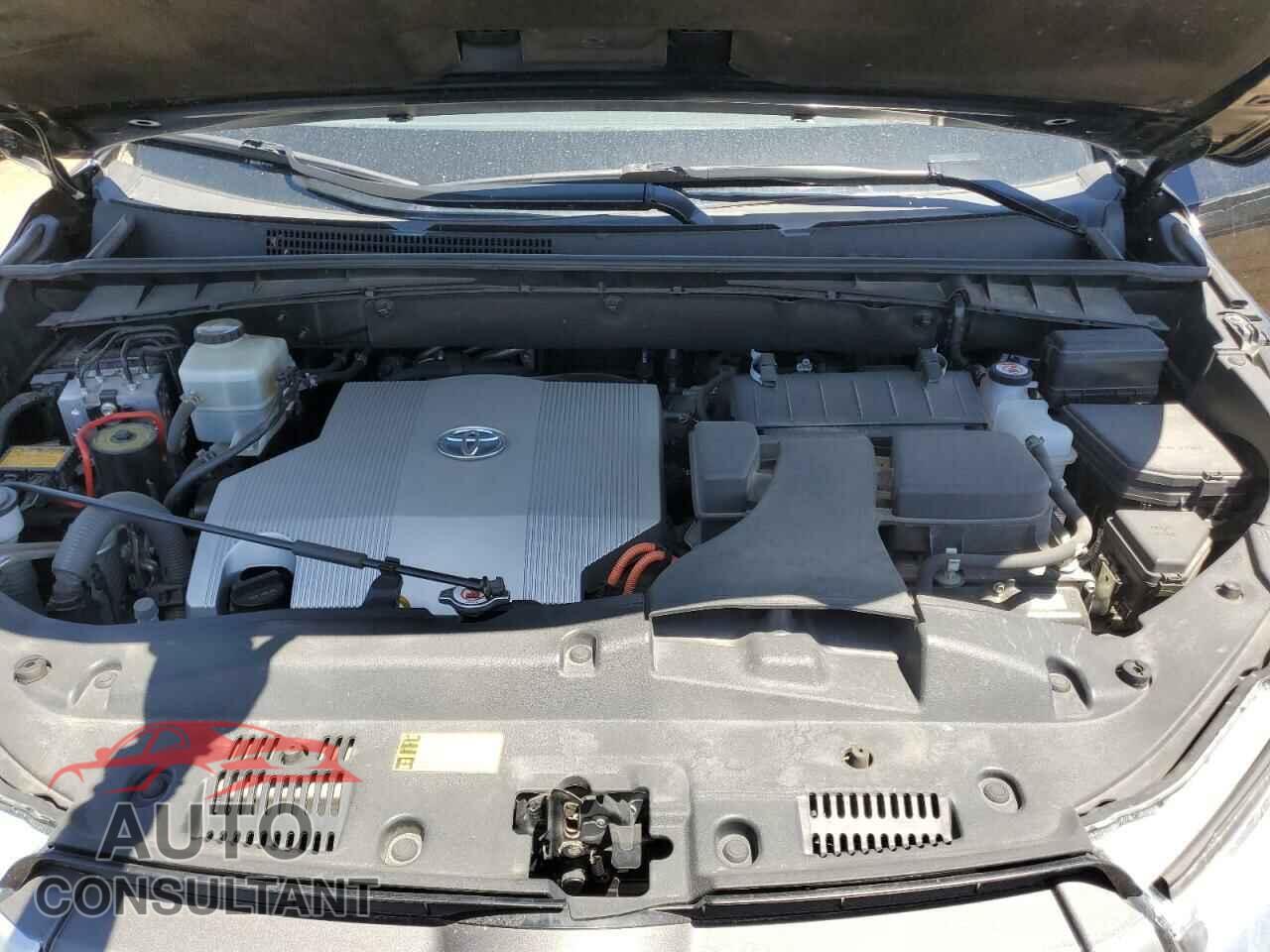TOYOTA HIGHLANDER 2018 - 5TDJGRFH2JS045215