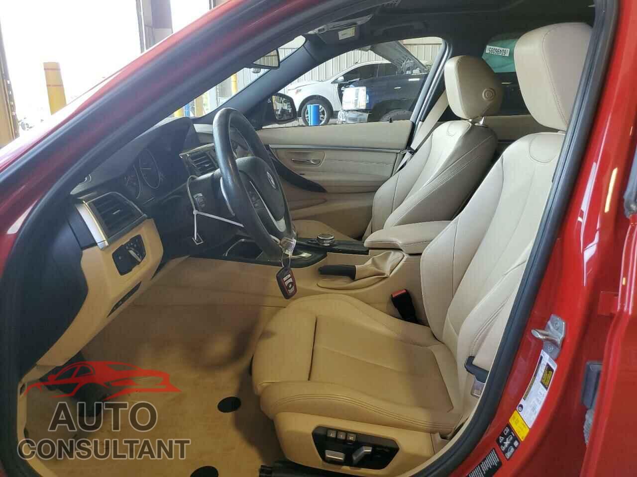 BMW 3 SERIES 2016 - WBA8E3G5XGNU02853