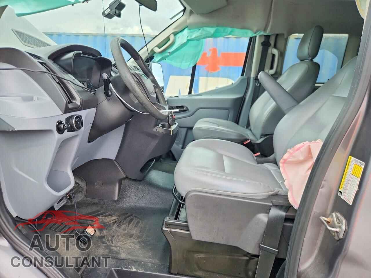FORD TRANSIT 2015 - 1FBZX2ZM2FKA46130