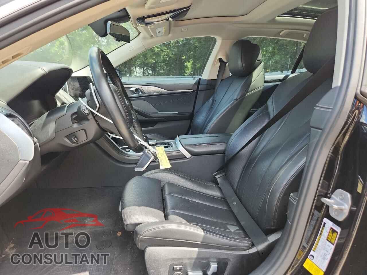 BMW 8 SERIES 2020 - WBAGV2C02LCE04556