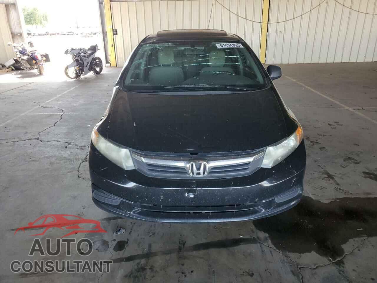 HONDA CIVIC 2012 - 2HGFB2F86CH316663