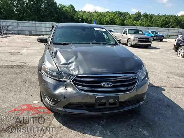 FORD TAURUS 2017 - 1FAHP2E86HG117020
