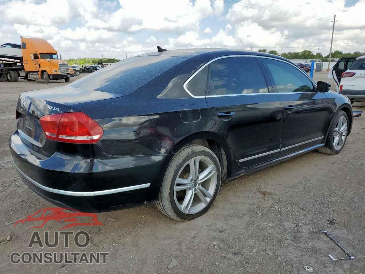 VOLKSWAGEN PASSAT 2015 - 1VWCV7A38FC071841