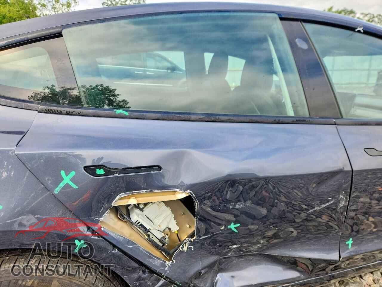 TESLA MODEL 3 2023 - 5YJ3E1EA0PF403137