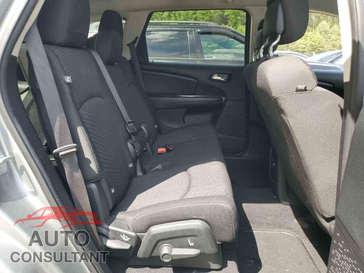 DODGE JOURNEY 2017 - 3C4PDCBB5HT702560