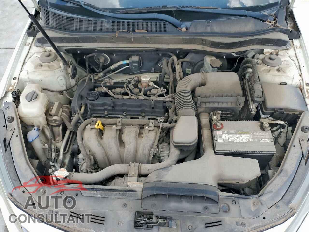 KIA OPTIMA 2011 - KNAGM4A77B5060446