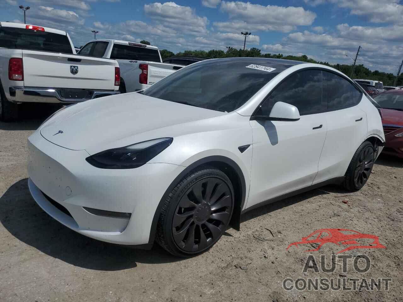 TESLA MODEL Y 2023 - 7SAYGDEFXPF659544