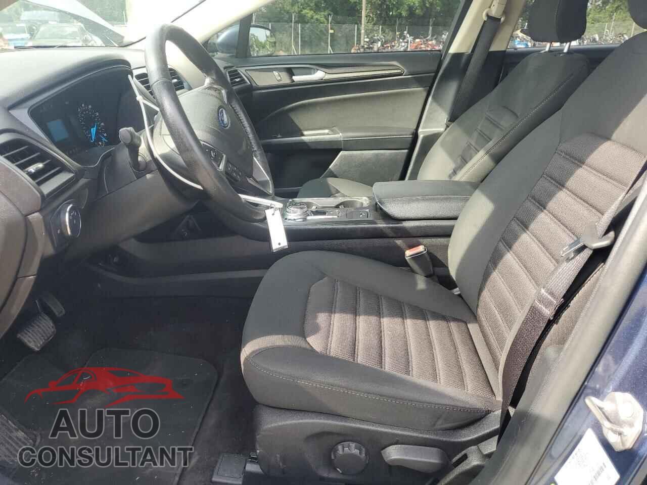 FORD FUSION 2018 - 3FA6P0G77JR251663