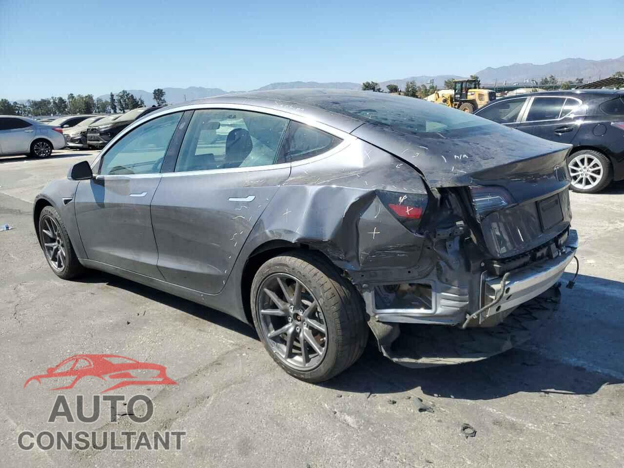 TESLA MODEL 3 2019 - 5YJ3E1EB2KF361409