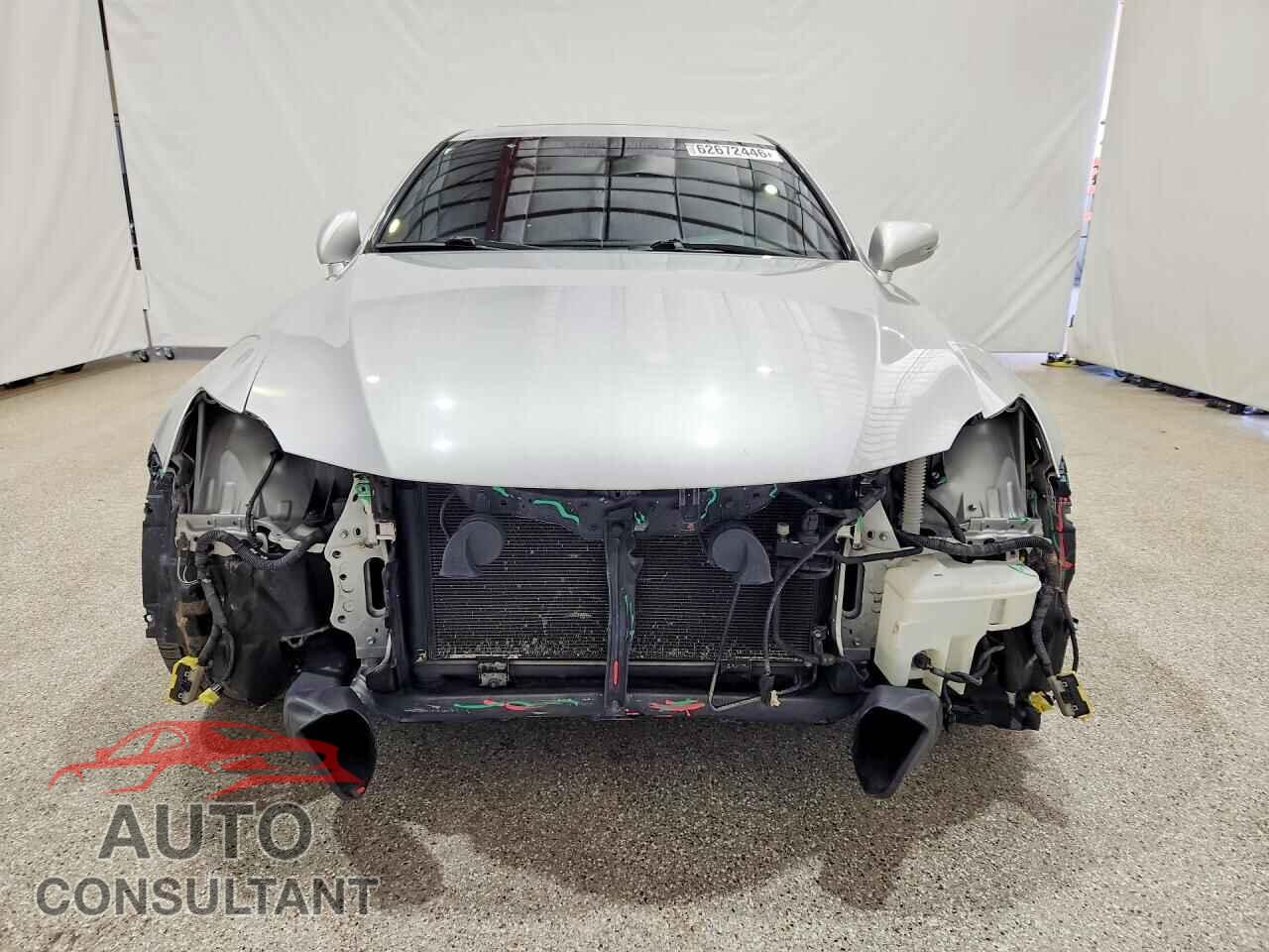 LEXUS IS 2011 - JTHBF5C24B2101369