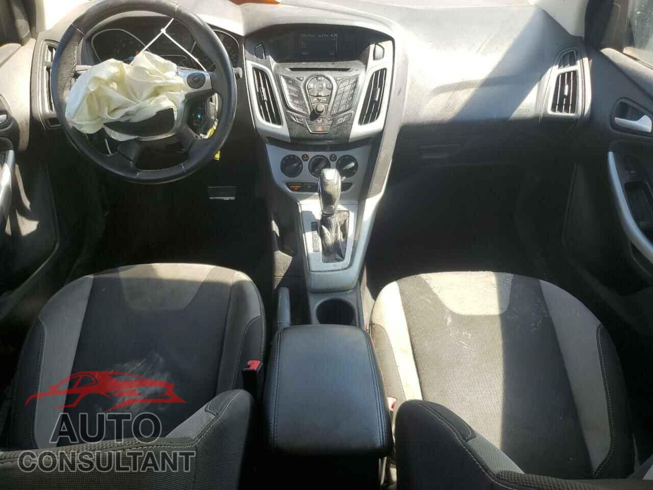 FORD FOCUS 2012 - 1FAHP3F28CL400549