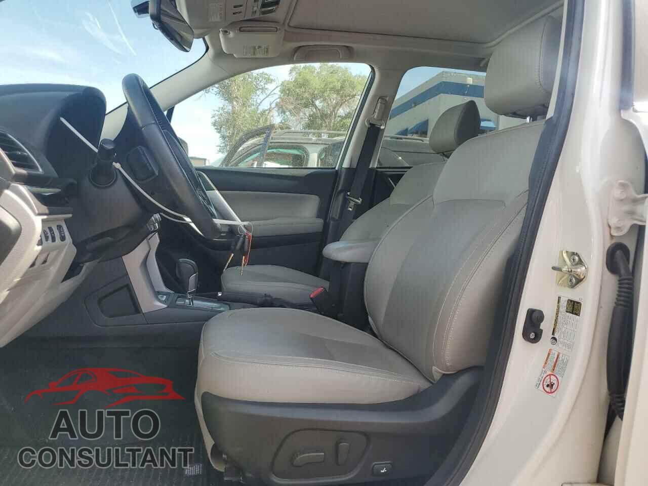 SUBARU FORESTER 2017 - JF2SJARC2HH582089
