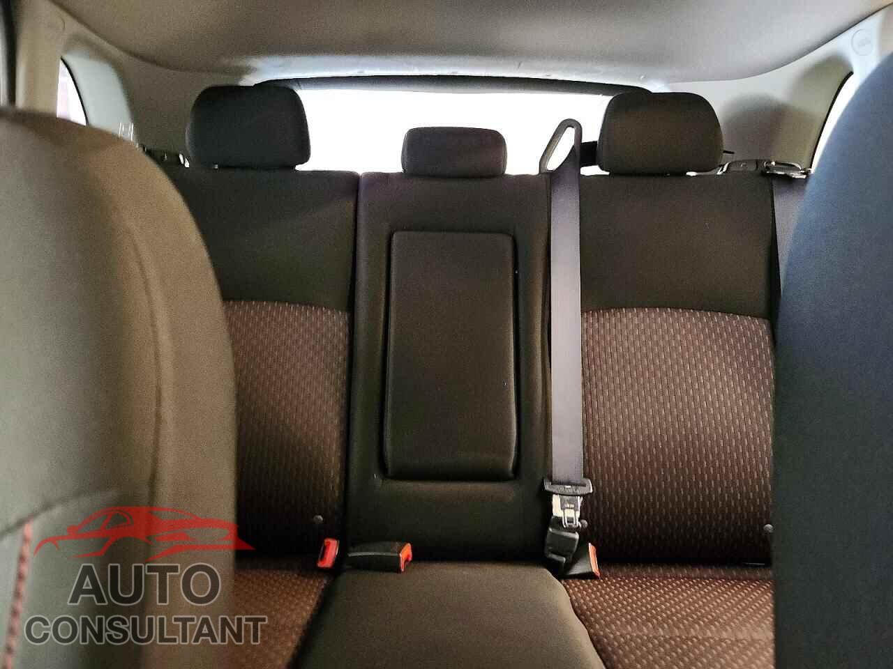MITSUBISHI OUTLANDER 2017 - JA4AR3AW8HZ028645