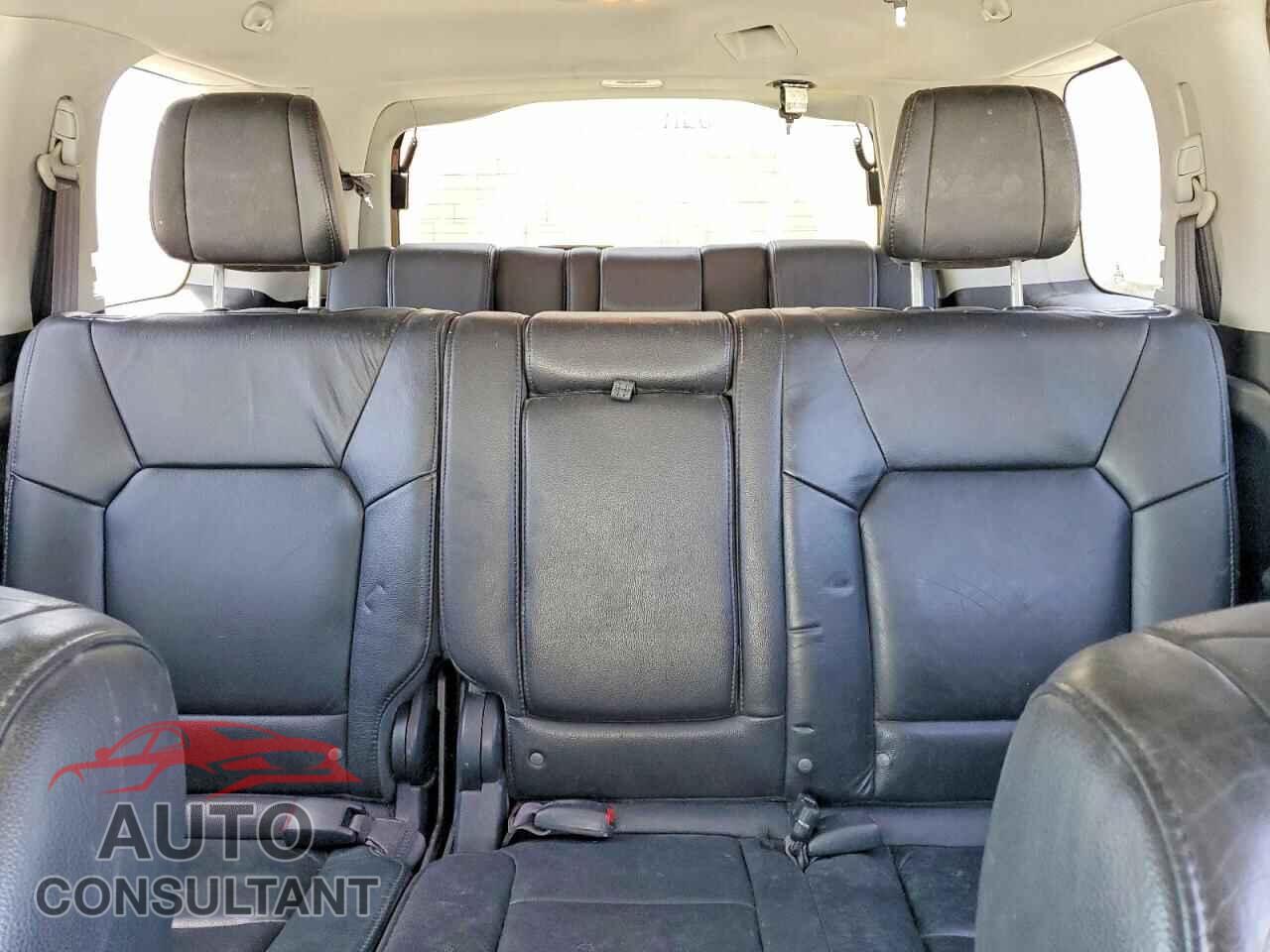 HONDA PILOT 2013 - 5FNYF4H58DB001543