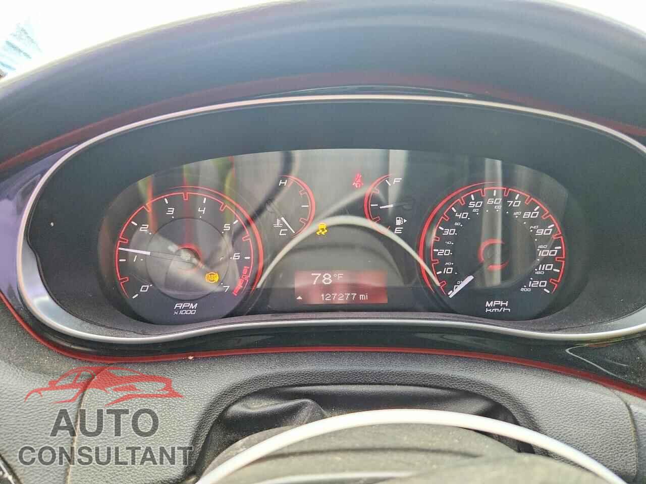 DODGE DART 2015 - 1C3CDFBB4FD362390
