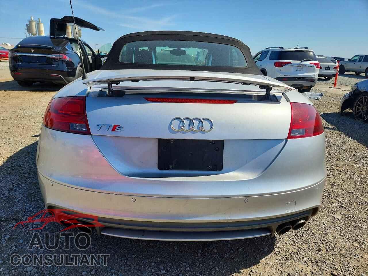 AUDI TTS 2014 - TRUS1AFK3E1005012