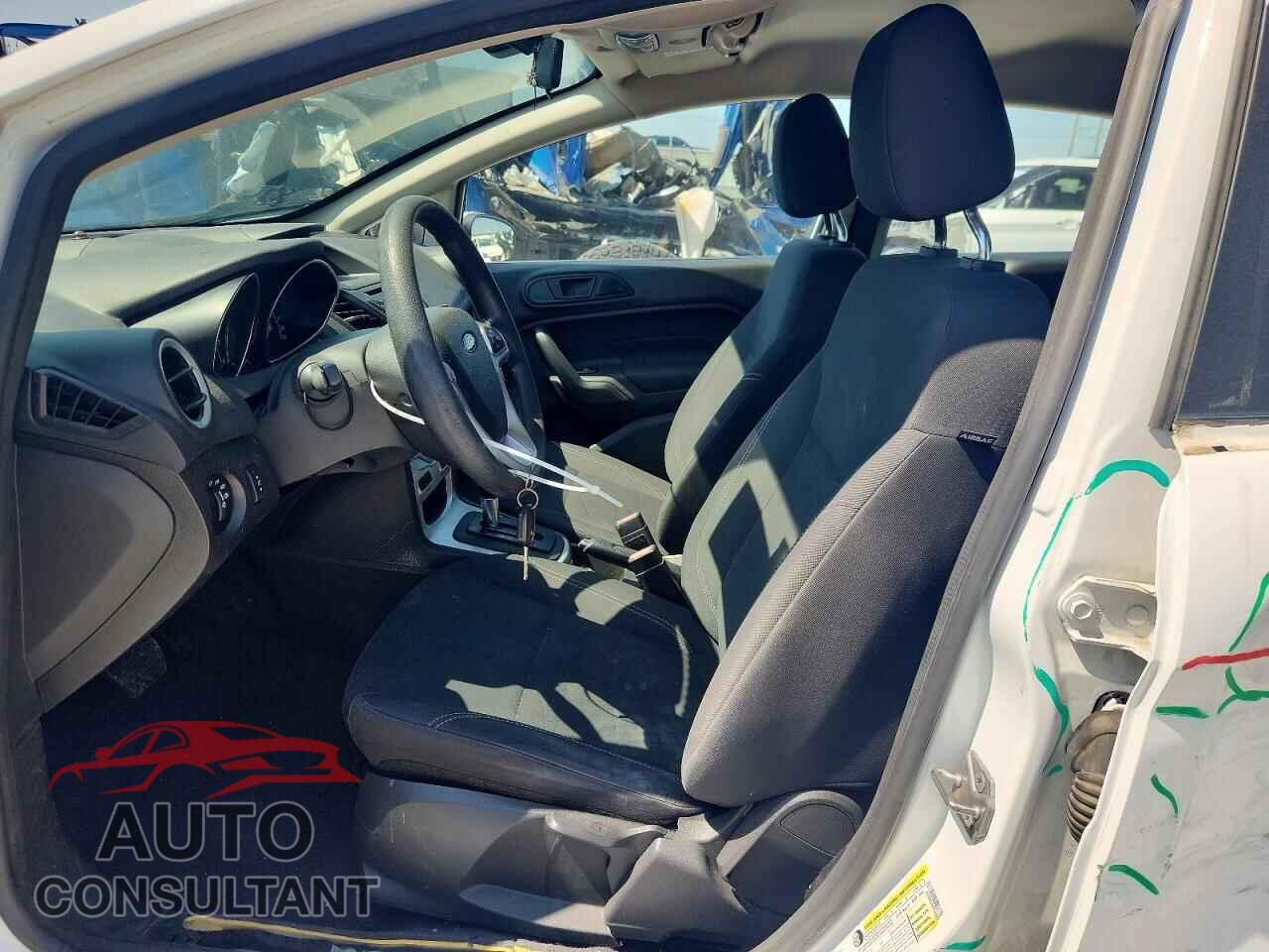 FORD FIESTA 2019 - 3FADP4EJ7KM143507