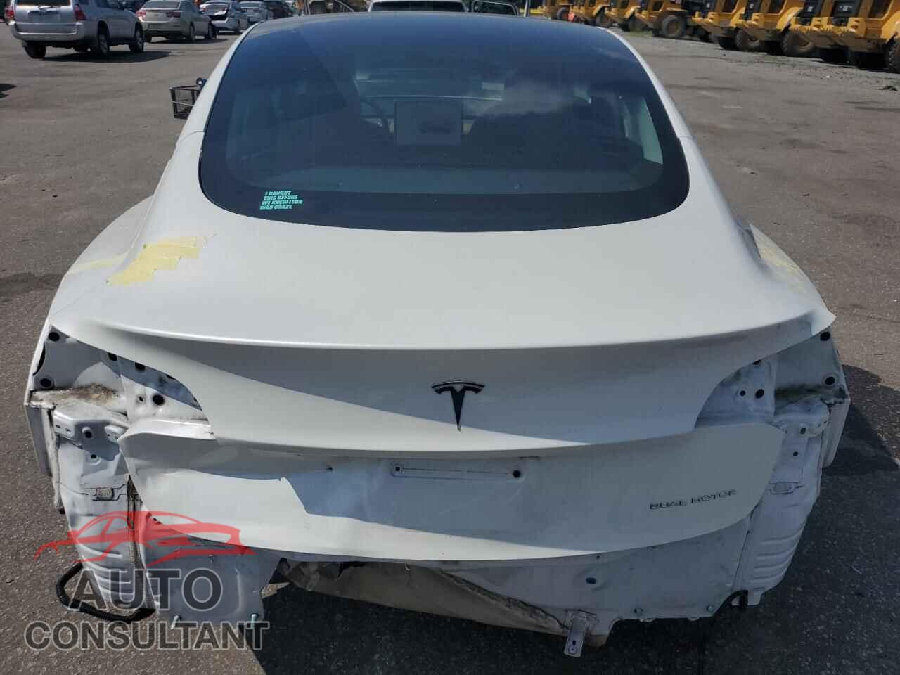 TESLA MODEL 3 2021 - 5YJ3E1EB5MF037082