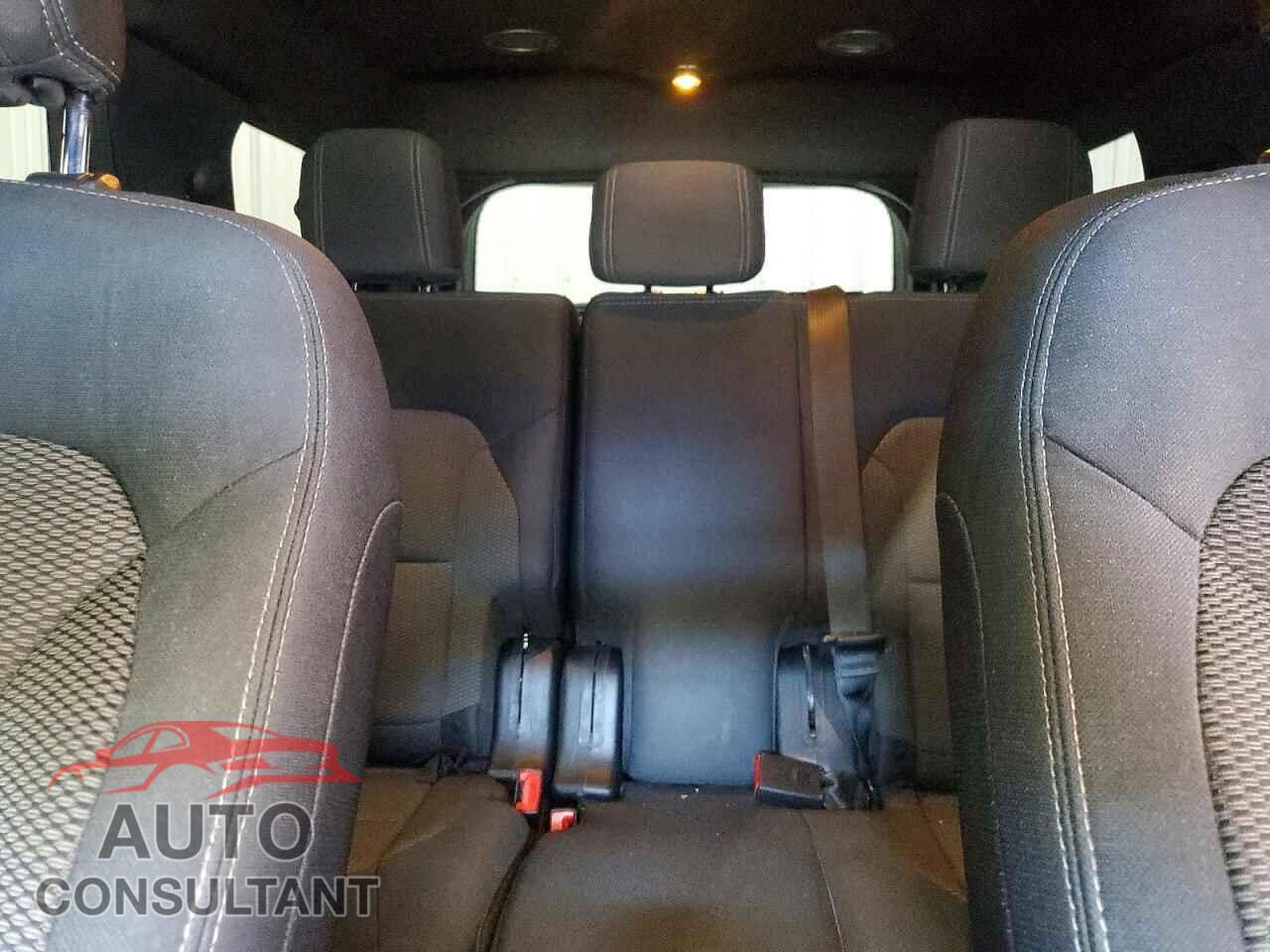FORD EXPLORER 2018 - 1FM5K7D80JGB26033