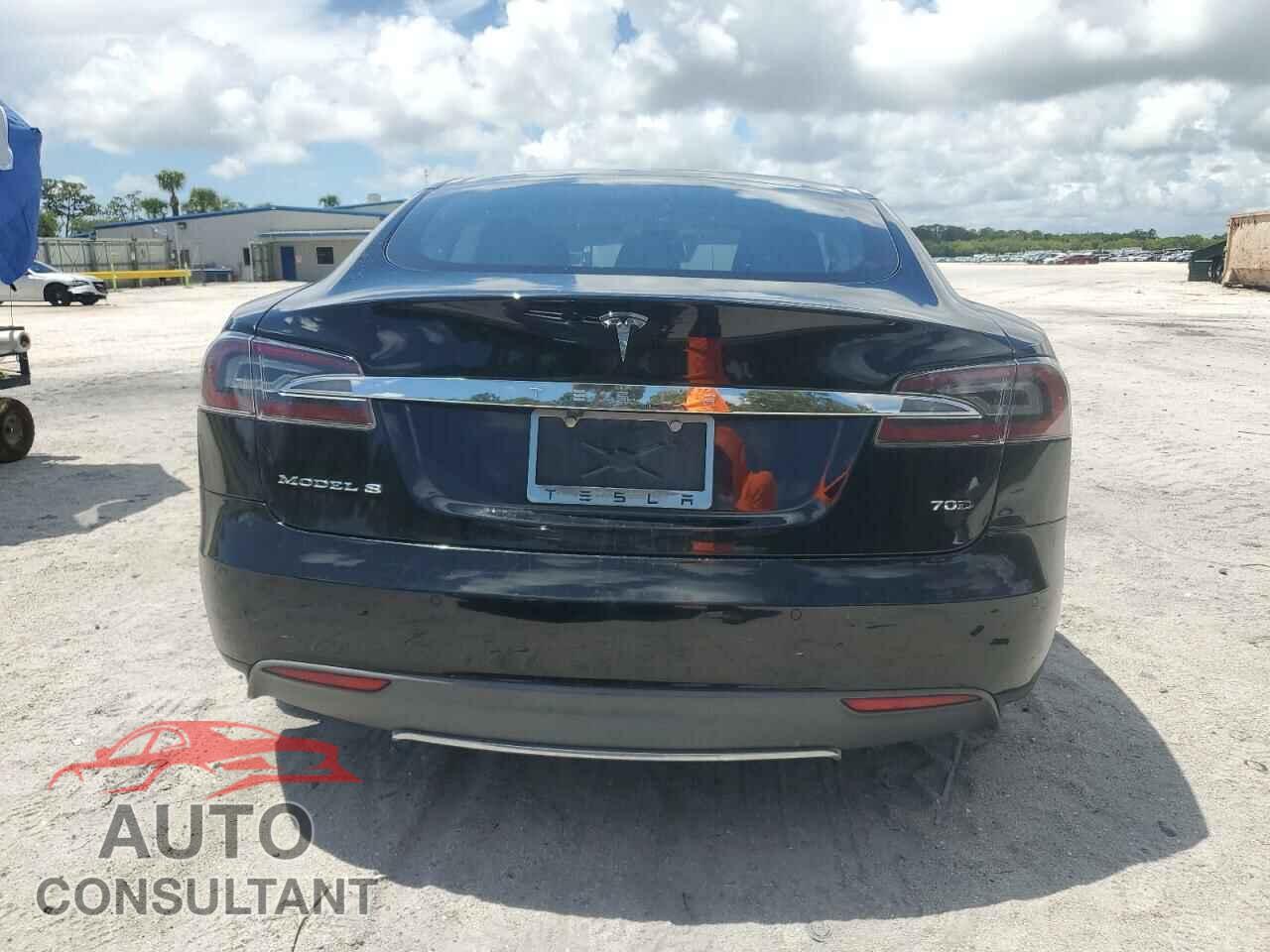 TESLA MODEL S 2015 - 5YJSA1S24FF092699