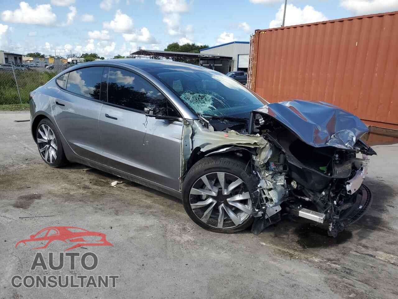 TESLA MODEL 3 2025 - 5YJ3E1EA3SF979152