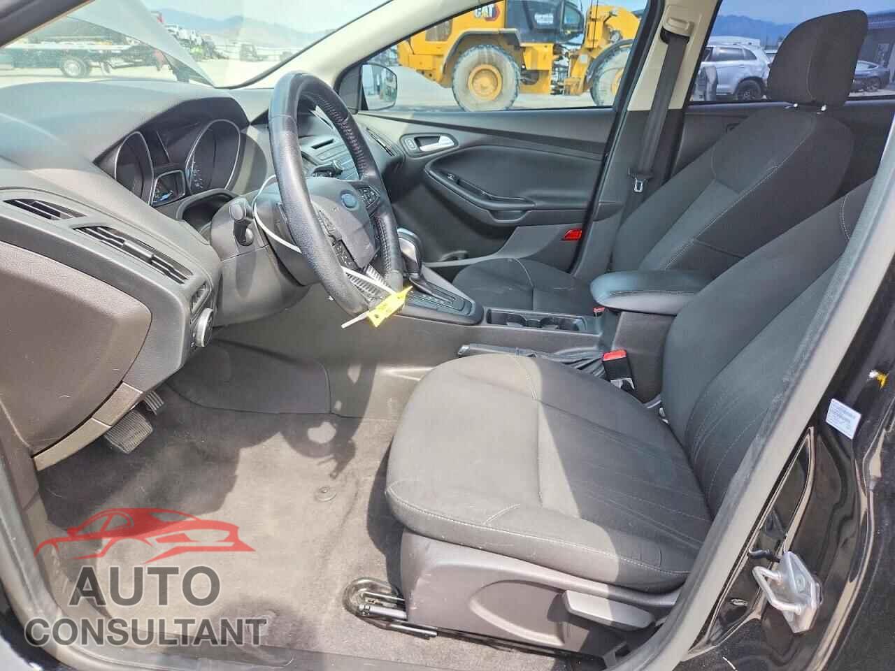 FORD FOCUS 2016 - 1FADP3K29GL315388