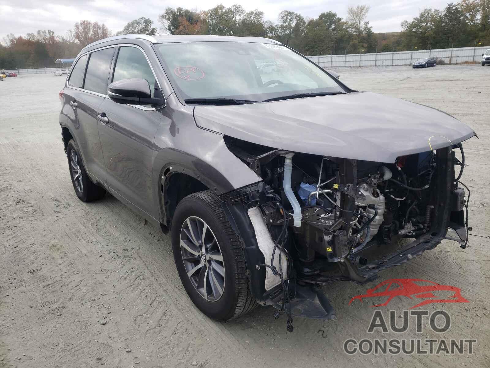 TOYOTA HIGHLANDER 2017 - 5TDKZRFH4HS511414